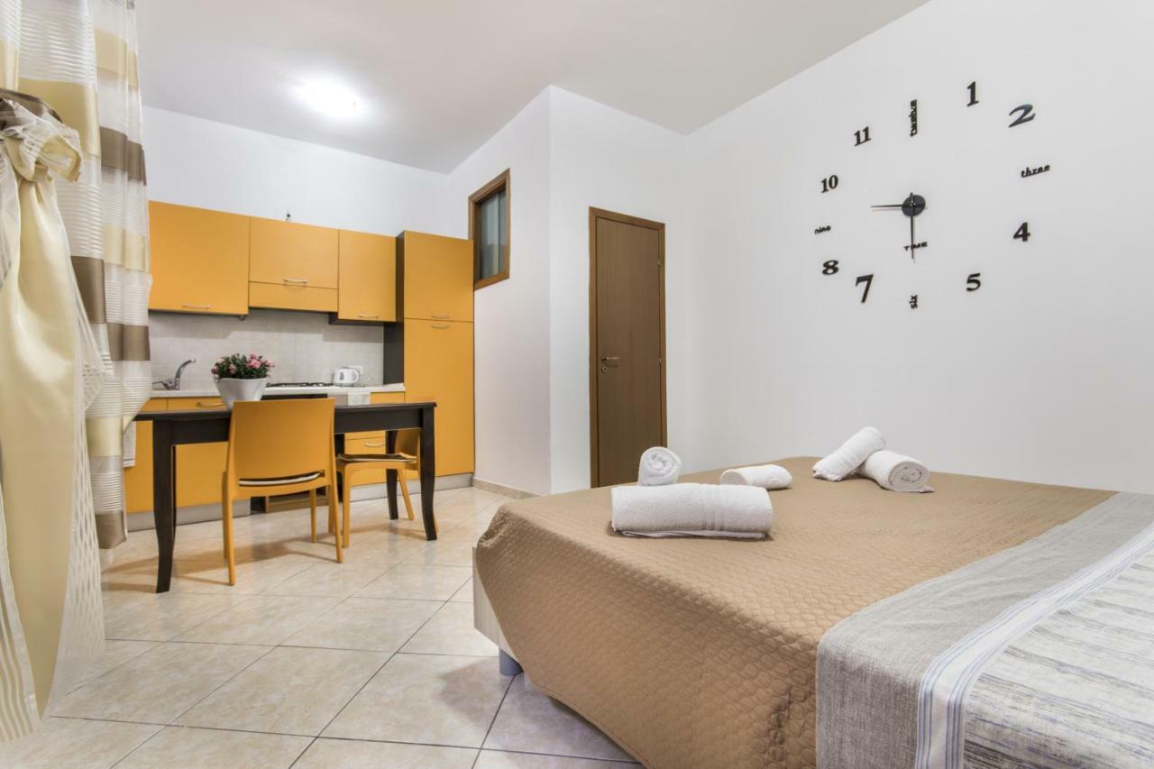 קמפופליצ'ה די רוצ'לה In Centro Rooms Vicino Cefalu Self-Chek-In מראה חיצוני תמונה