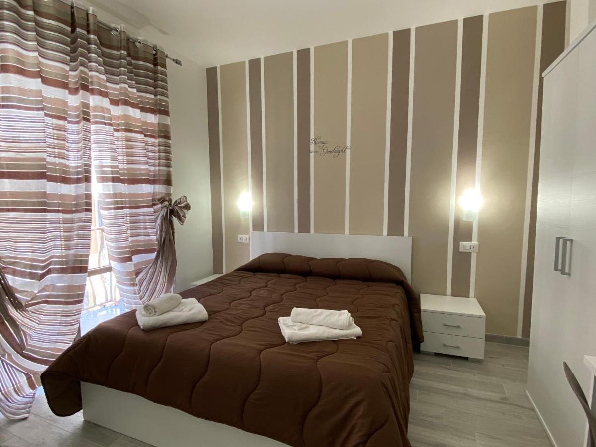 קמפופליצ'ה די רוצ'לה In Centro Rooms Vicino Cefalu Self-Chek-In מראה חיצוני תמונה